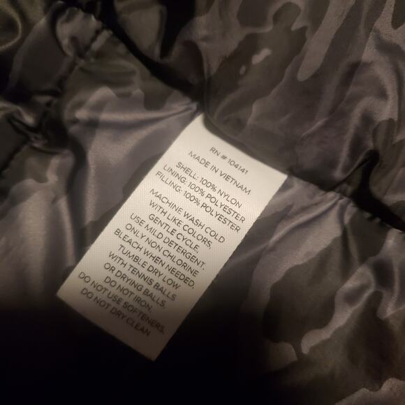 Alpine Design XL Puffer Vest Outdoor Full Zip Nylon Shell Poly Fill TINY FLAWs - Picture 7 of 9